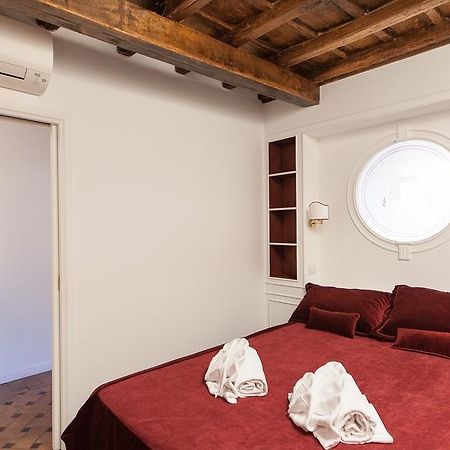 Rental In Rome - Scala Suite Extérieur photo