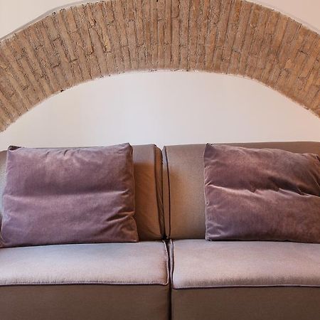 Rental In Rome - Scala Suite Extérieur photo
