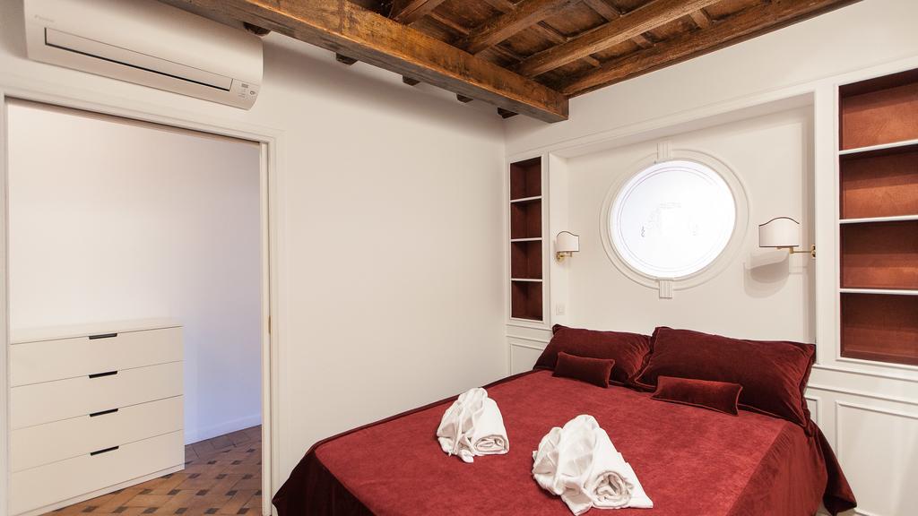 Rental In Rome - Scala Suite Extérieur photo