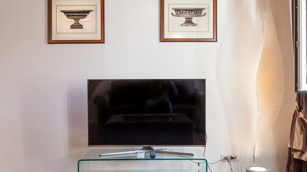 Rental In Rome - Scala Suite Extérieur photo
