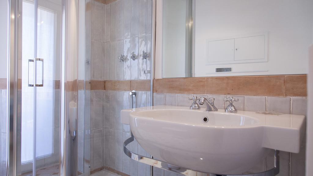 Rental In Rome - Scala Suite Extérieur photo
